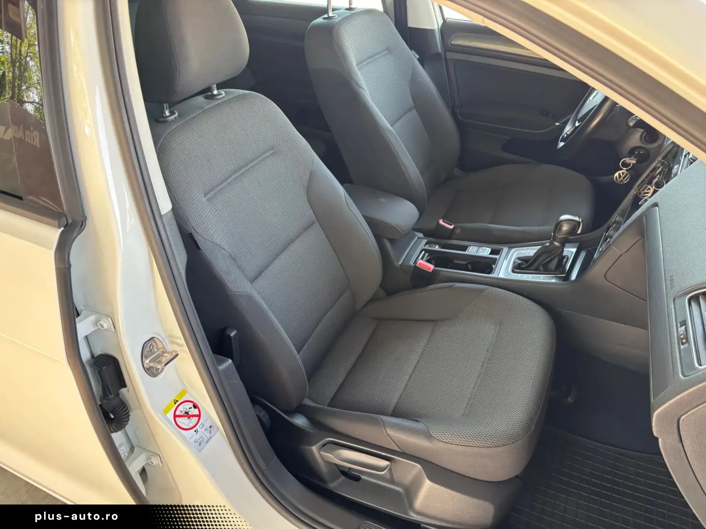 VOLKSWAGEN Golf 2017 — imagine 37