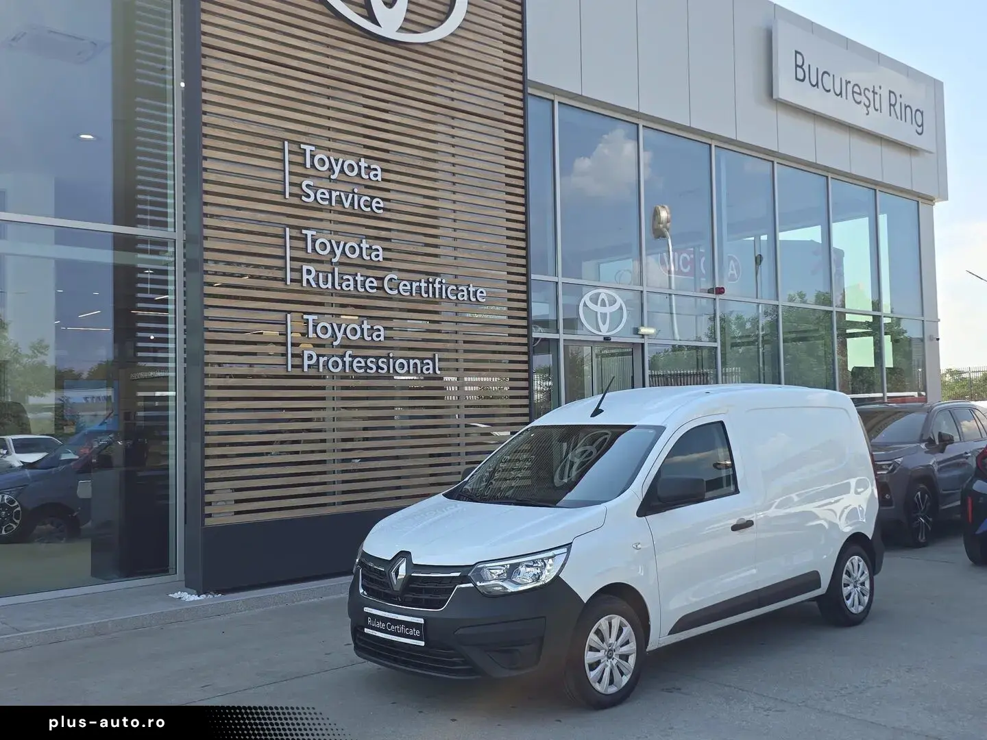 RENAULT Express 2022