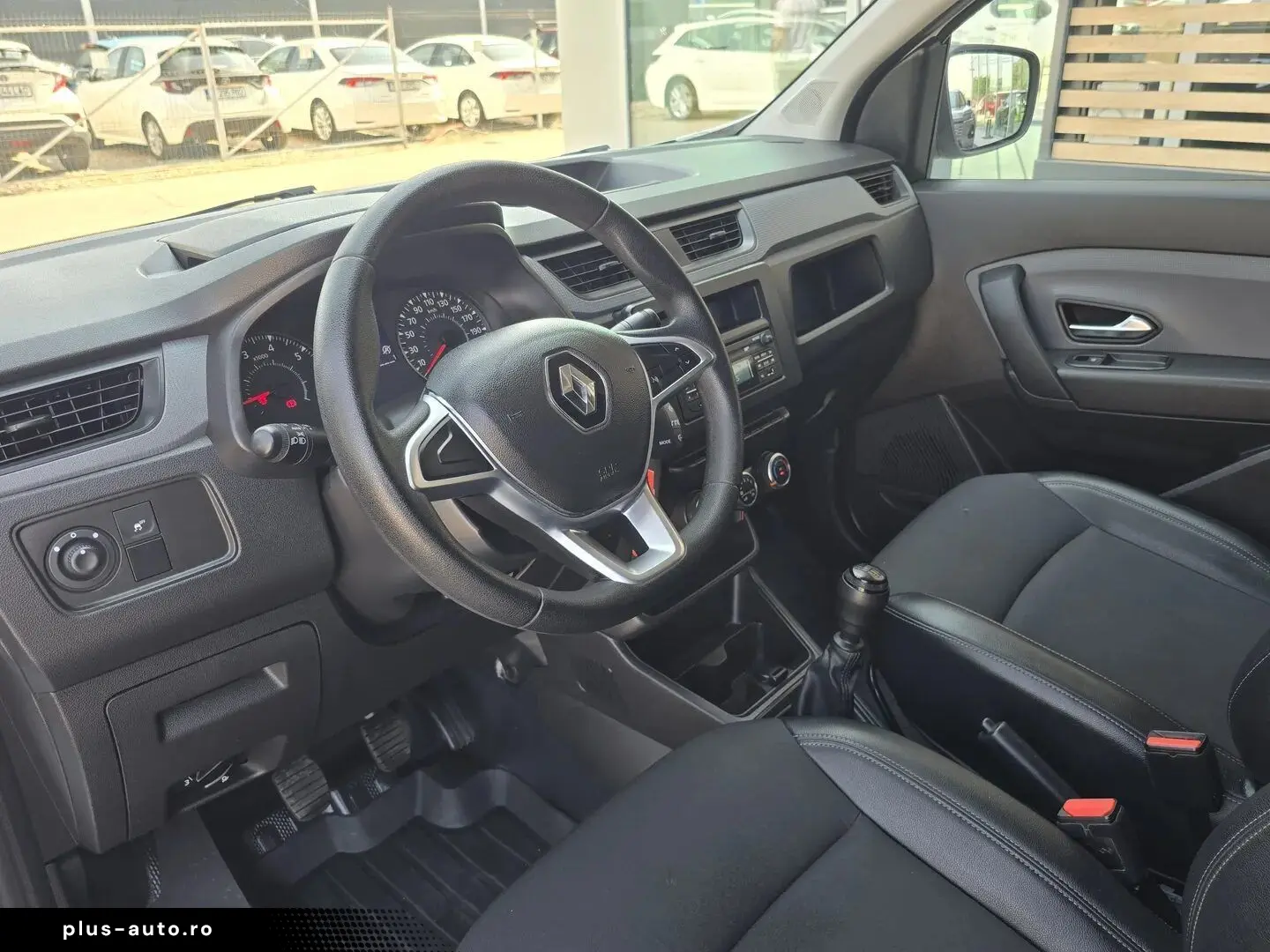 RENAULT Express 2022 — imagine 8