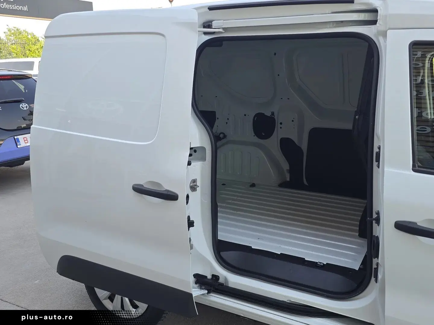 RENAULT Express 2022 — imagine 14