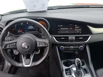 ALFA ROMEO Giulia Veloce Q4 2.0 Turbo 16V Kam. KeyLess SHZ