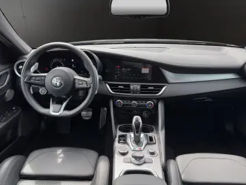 ALFA ROMEO Giulia MY24 SPRINT Premium Paket