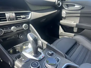 ALFA ROMEO Giulia Quadrifoglio MY24 2.9 V6 Bi-Turbo