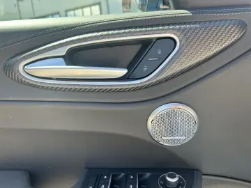 ALFA ROMEO Giulia Quadrifoglio MY24 2.9 V6 Bi-Turbo
