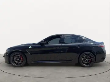 ALFA ROMEO Giulia QV 2.9 V6 Bi-T. 520PS Facelift MATRIX LED