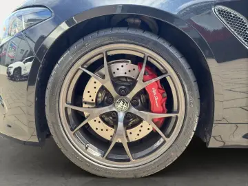 ALFA ROMEO Giulia QV 2.9 V6 Bi-T. 520PS Facelift MATRIX LED