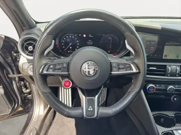 ALFA ROMEO Giulia QV 2.9 V6 Bi-T. 520PS Facelift MATRIX LED