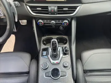 ALFA ROMEO Giulia QV 2.9 V6 Bi-T. 520PS Facelift MATRIX LED