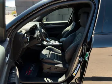 ALFA ROMEO Stelvio Veloce 2.0 Turbo Q4 Memory Leder CAM ACC