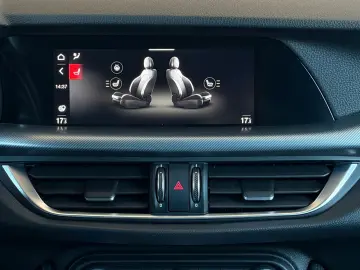 ALFA ROMEO Stelvio Veloce 2.0 Turbo Q4 Memory Leder CAM ACC