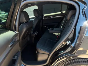 ALFA ROMEO Stelvio Veloce 2.0 Turbo Q4 Memory Leder CAM ACC