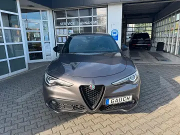 ALFA ROMEO Stelvio 2.2 Diesel 16V 154kW Veloce AT8-Q4