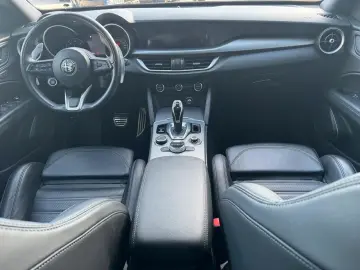 ALFA ROMEO Stelvio 2.2 Diesel 16V 154kW Veloce AT8-Q4