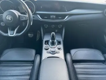 ALFA ROMEO Stelvio 2.2 Diesel 16V 154kW Veloce AT8-Q4