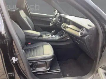 ALFA ROMEO Stelvio Sprint 2.0T 16V 280PS AT8 Q4