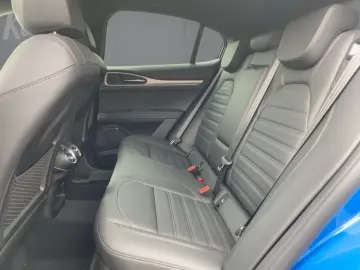 ALFA ROMEO Stelvio Veloce 2.0l Turbo 16V 280PS