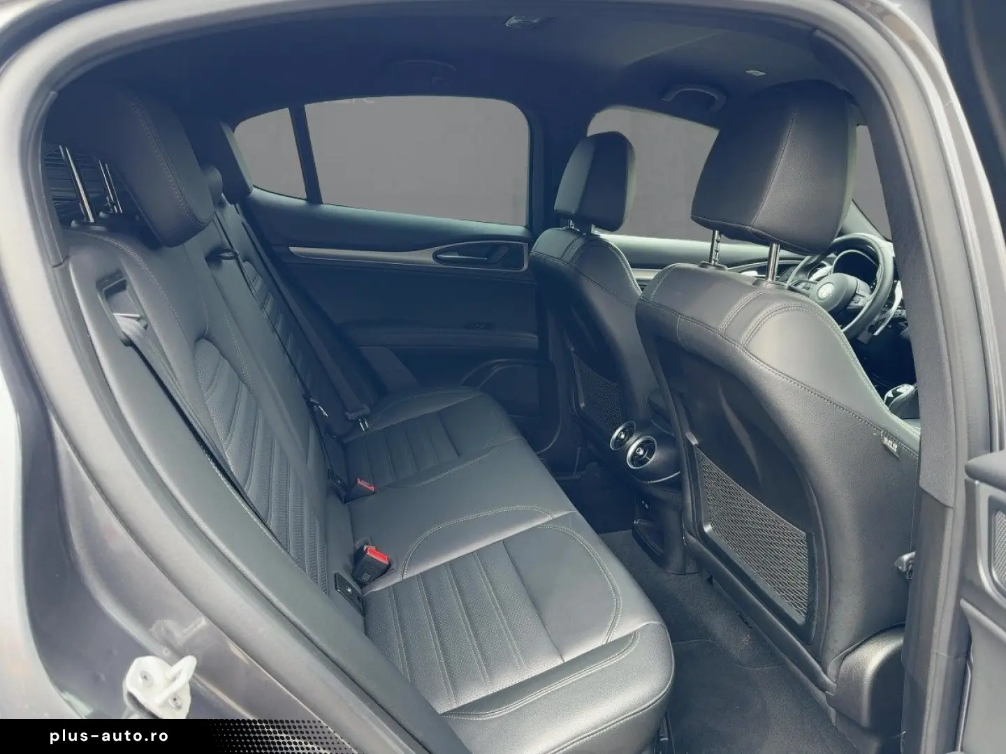 ALFA ROMEO Stelvio 2024 — imagine 12