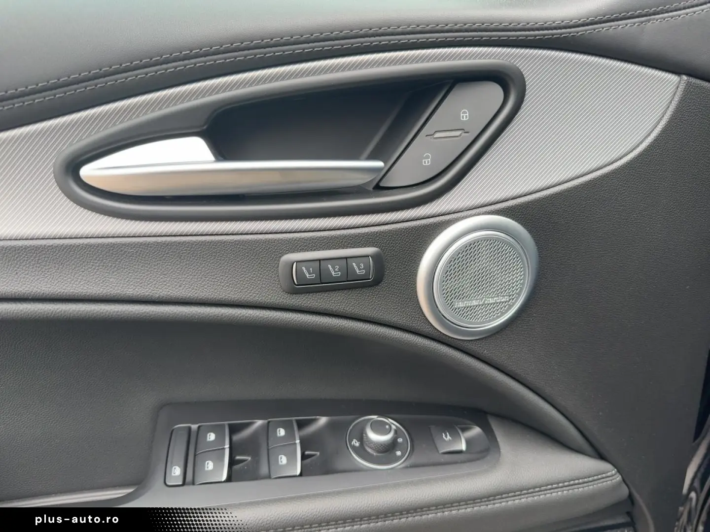 ALFA ROMEO Stelvio 2024 — imagine 14