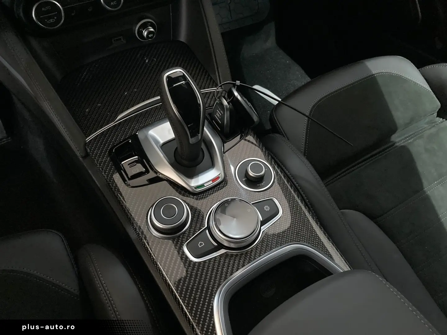 ALFA ROMEO Stelvio 2022 — imagine 14
