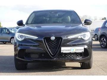 ALFA ROMEO Stelvio 2.9 V6 Bi-turbo Quadrifoglio Q4 Akrapovi