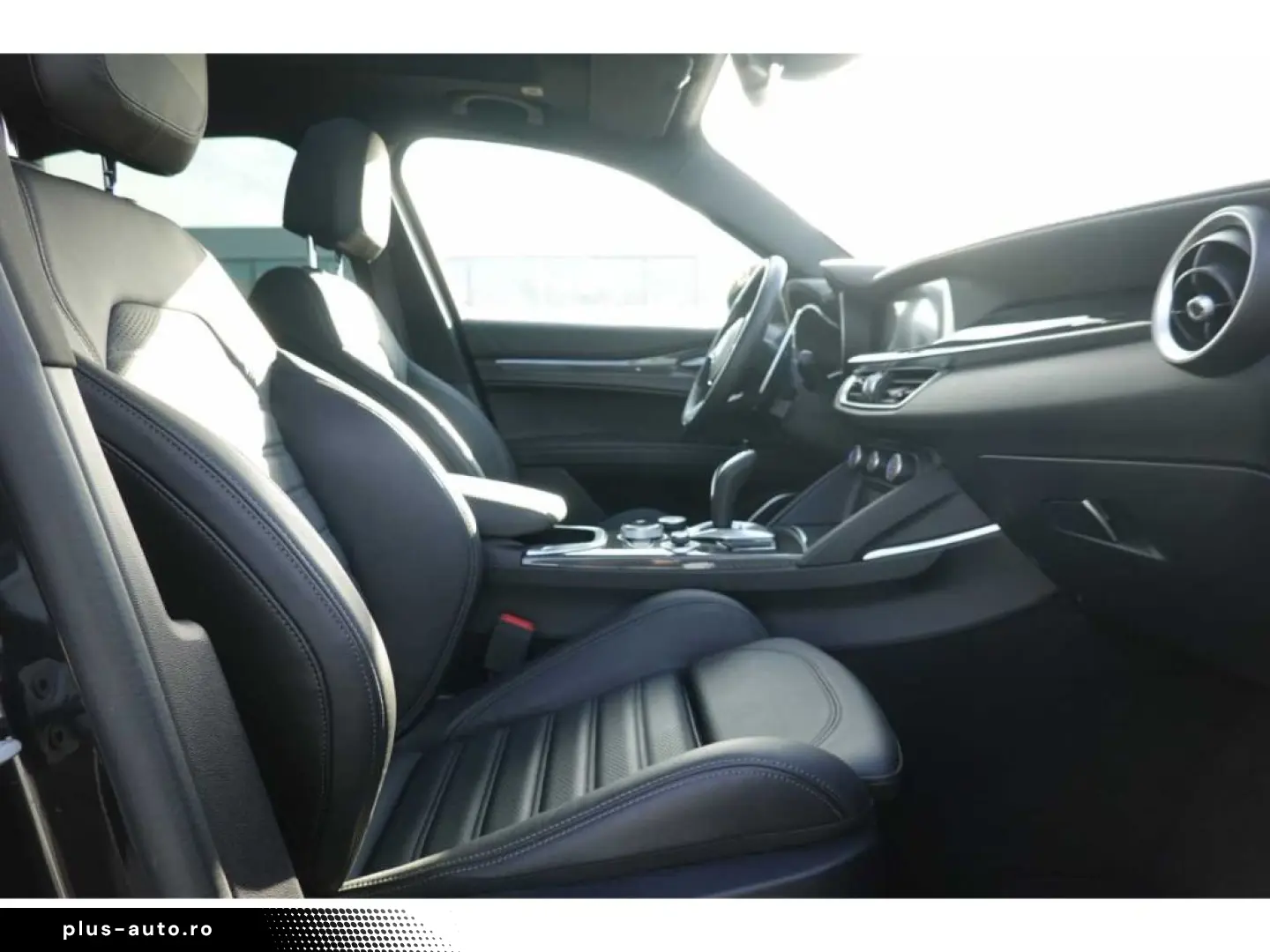 ALFA ROMEO Stelvio 2023 — imagine 11