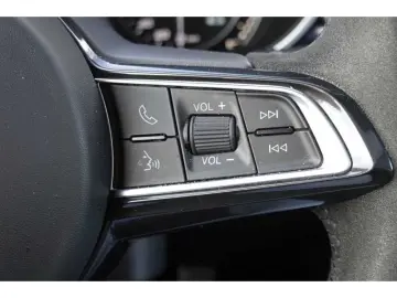 ALFA ROMEO Stelvio 2.9 V6 Bi-turbo Quadrifoglio Q4 Akrapovi