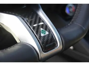 ALFA ROMEO Stelvio 2.9 V6 Bi-turbo Quadrifoglio Q4 Akrapovi
