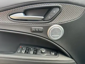 ALFA ROMEO Stelvio Quadrifoglio 2.9 V6 Bi-T