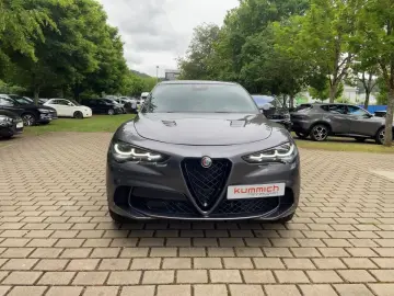 ALFA ROMEO Stelvio Quadrifoglio 2.9 V6 Bi-Turbo 520PS AWD