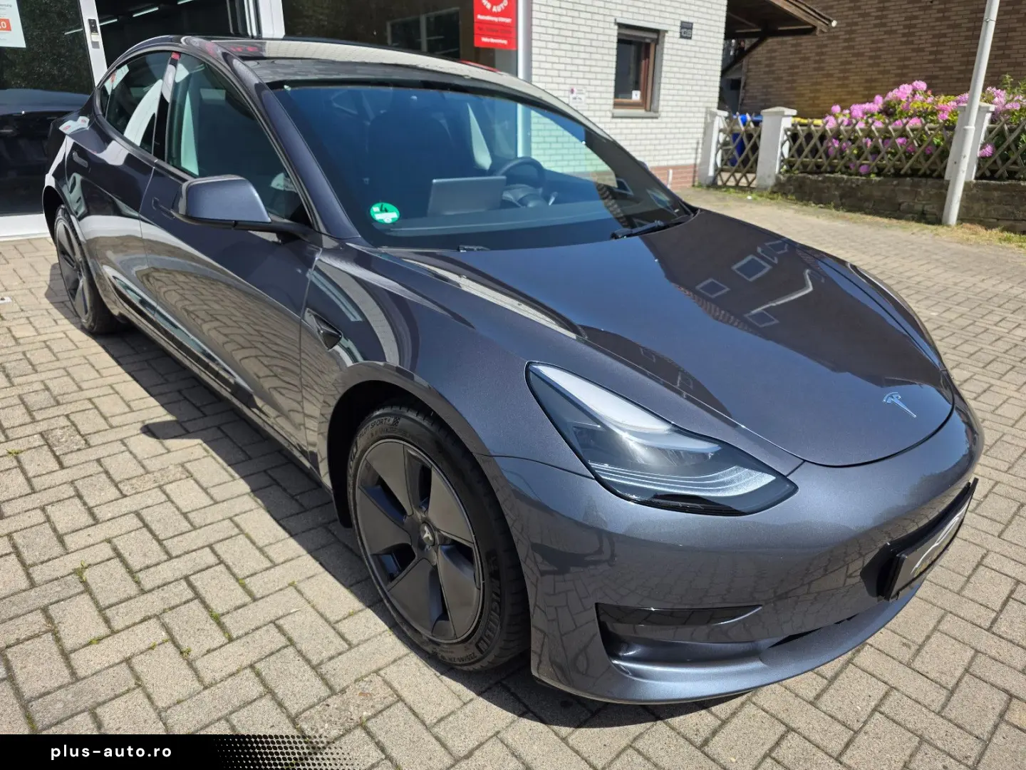 TESLA Model 3 2023 — imagine 3