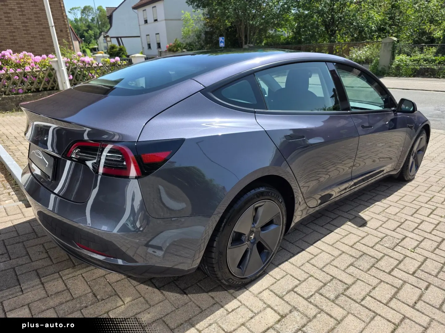 TESLA Model 3 2023 — imagine 5