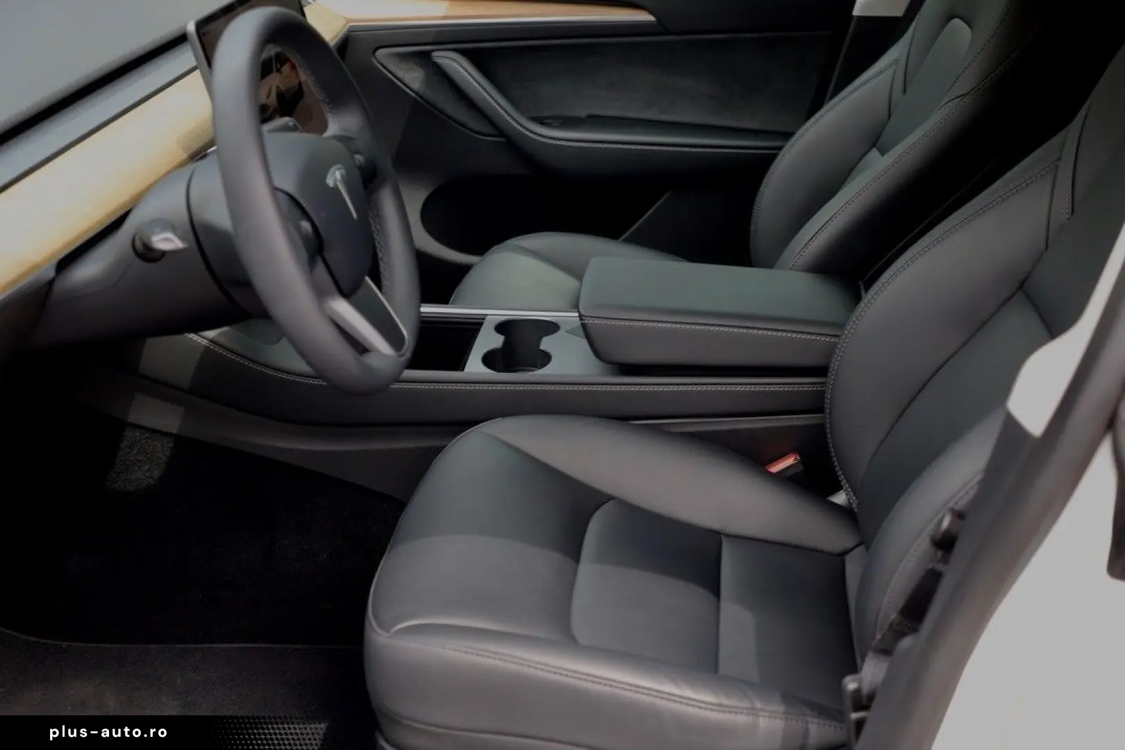 TESLA Model Y 2023 — imagine 16
