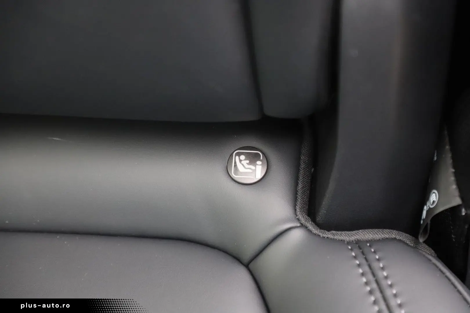 TESLA Model Y 2023 — imagine 25