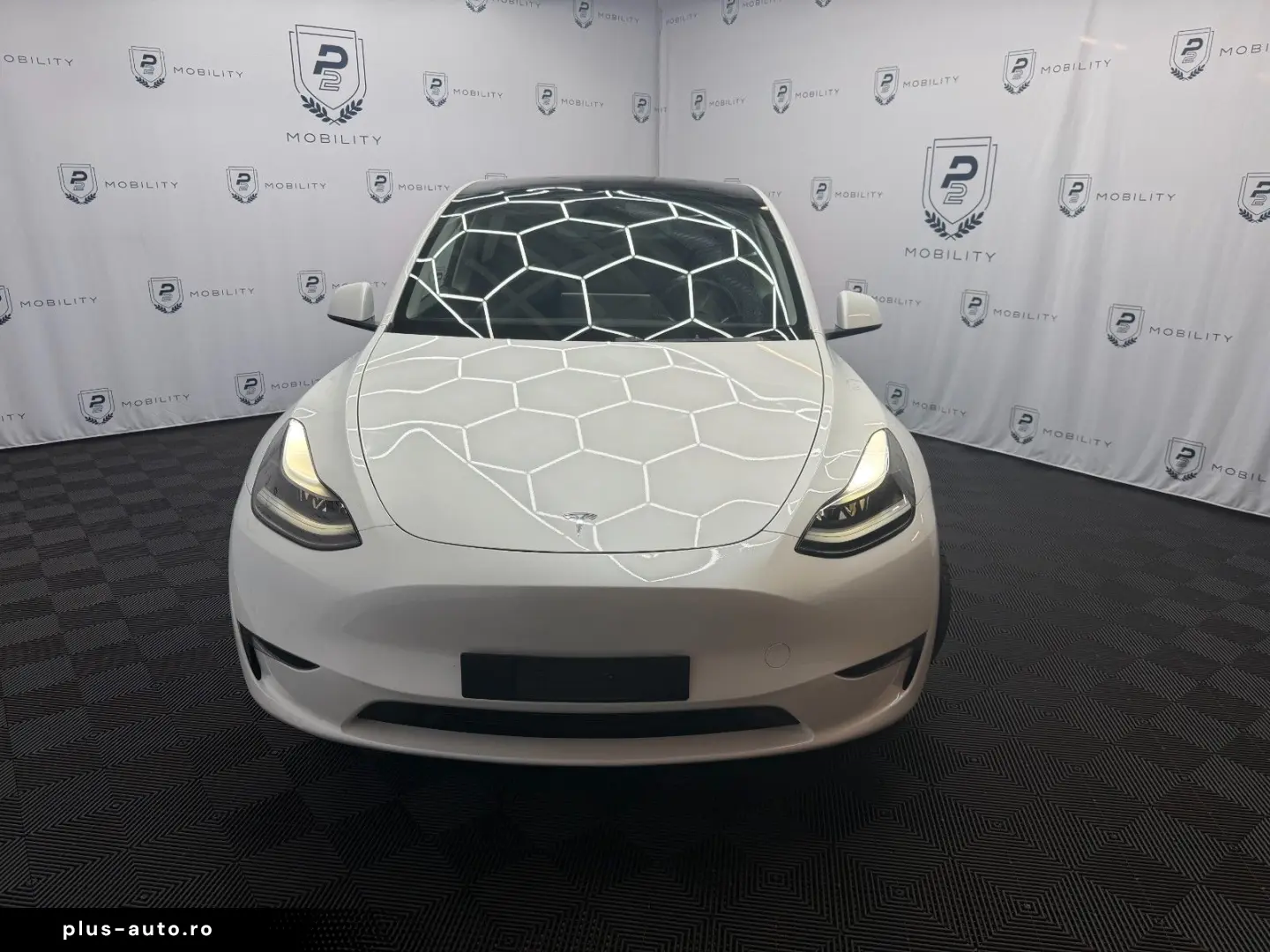 TESLA Model Y 2023 — imagine 2