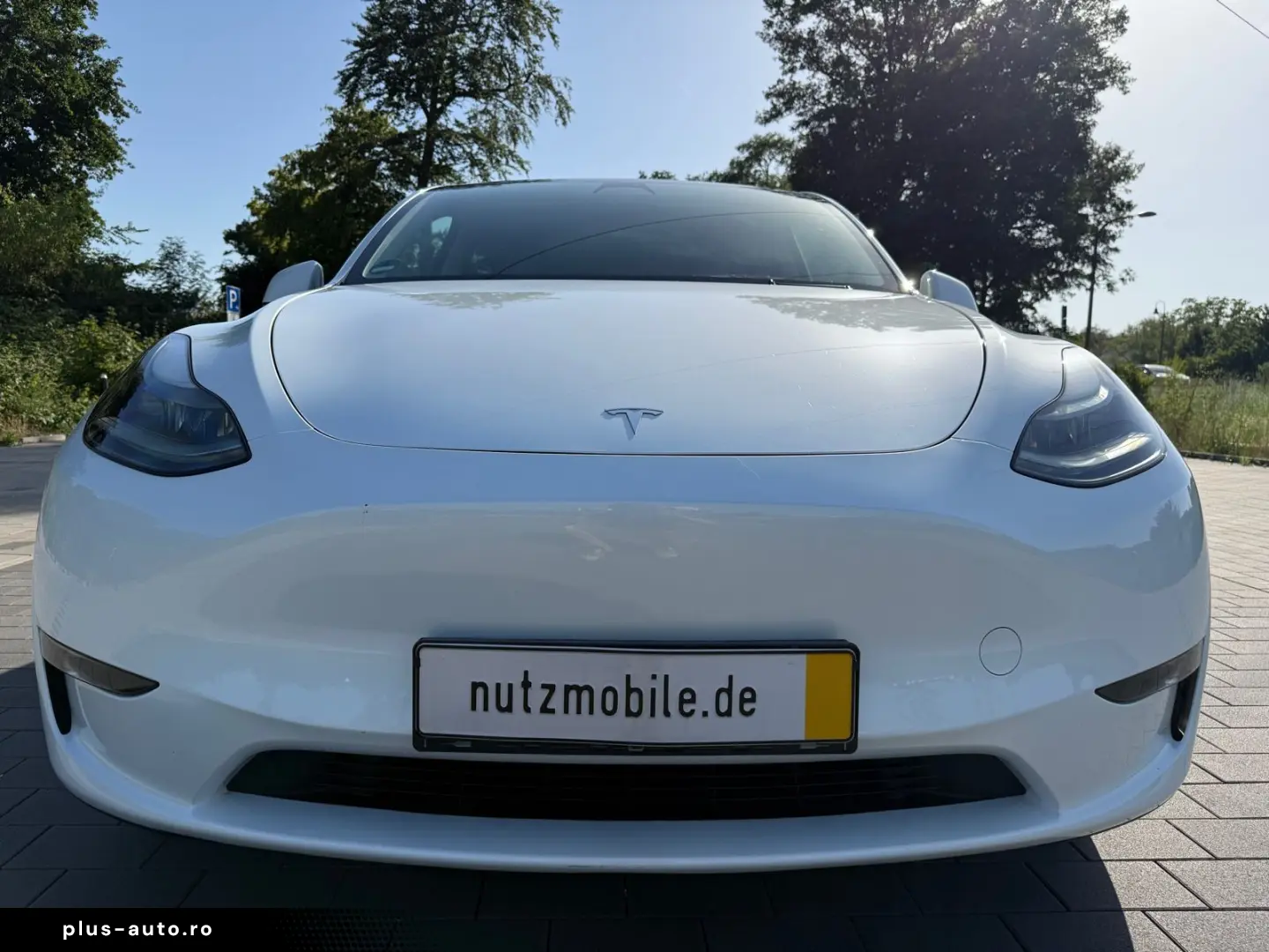 TESLA Model Y 2024 — imagine 2