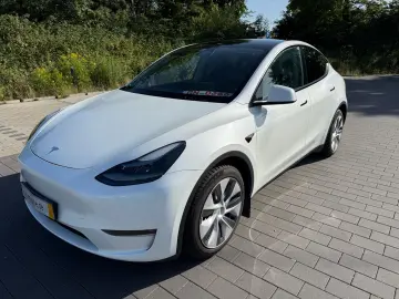TESLA Model Y Long Range Dual AWD 2 seturi de roti