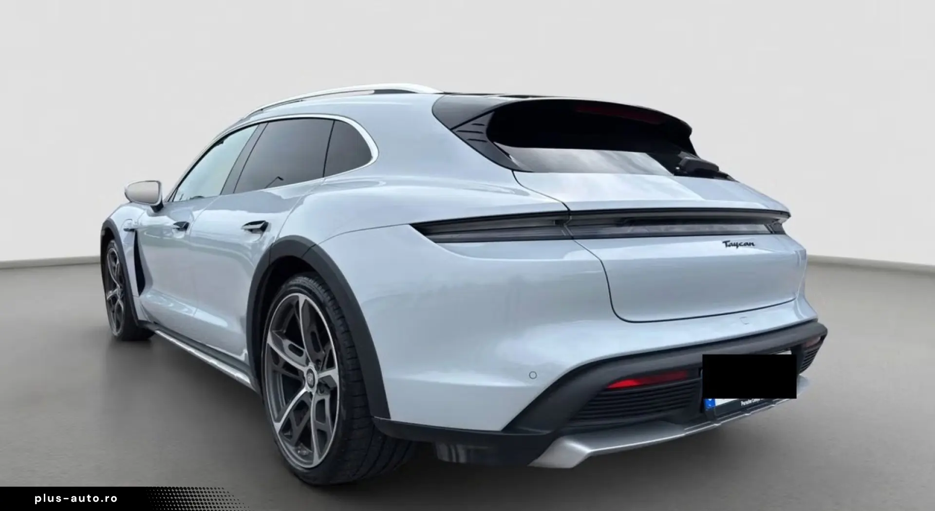 PORSCHE Taycan 2023 — imagine 3