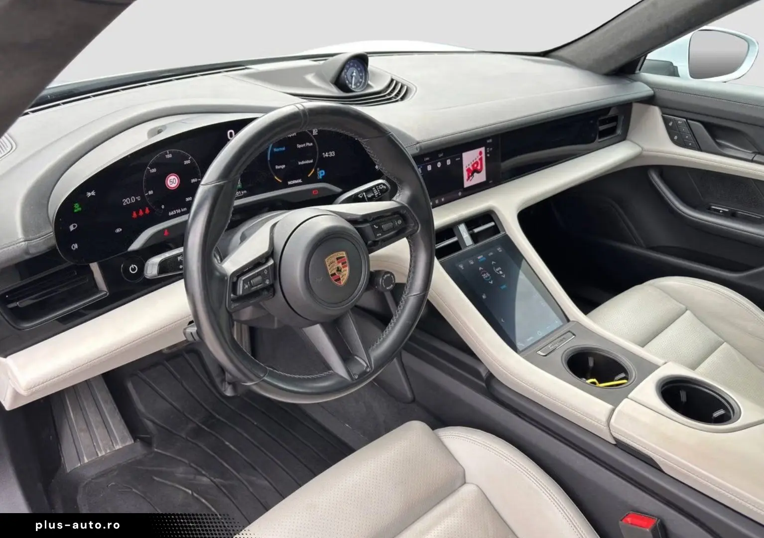PORSCHE Taycan 2023 — imagine 8