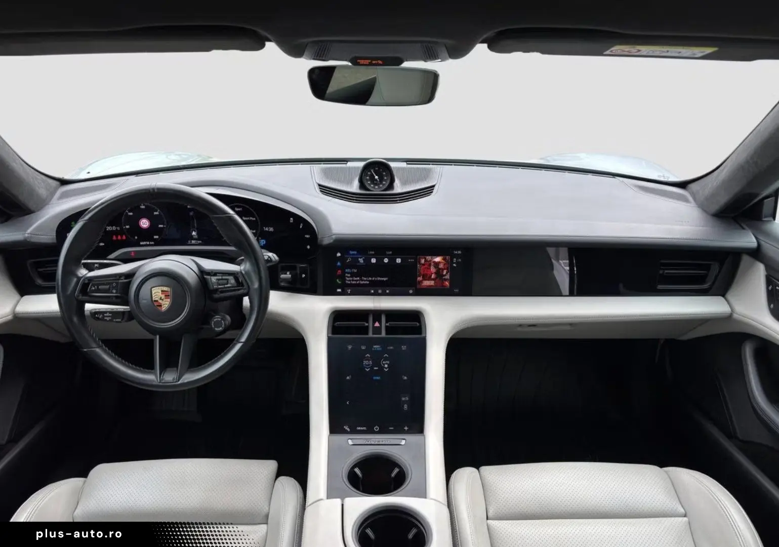 PORSCHE Taycan 2023 — imagine 13
