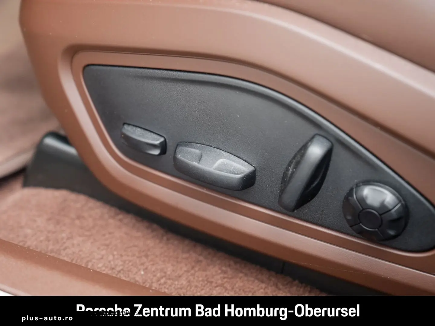 PORSCHE Taycan 2023 — imagine 30