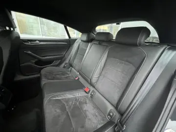 VW Arteon 2.0 TDI R-Line ACC GJR SHZ CARPLAY NAVI