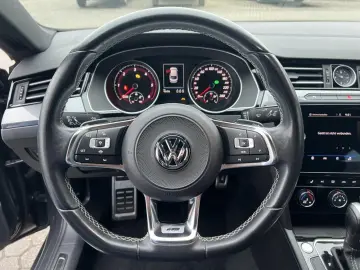 VW Arteon 2.0 TDI R-Line ACC GJR SHZ CARPLAY NAVI