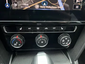 VW Arteon 2.0 TDI R-Line ACC GJR SHZ CARPLAY NAVI