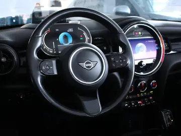 MINI Cooper Ed. Premium Plus (F57) LED KAM HUD Sports