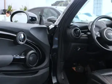 MINI Cabrio Cooper Edition Premium Plus (F57) LED KAM