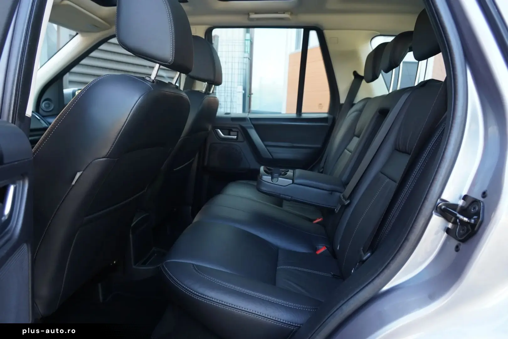 Land-Rover Freelander