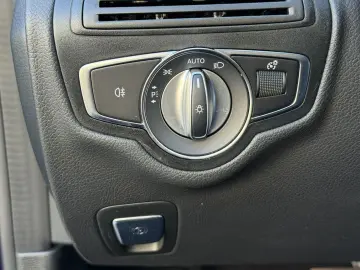 MERCEDES-BENZ C 220 d 4Matic Cabrio 9G-TRONIC