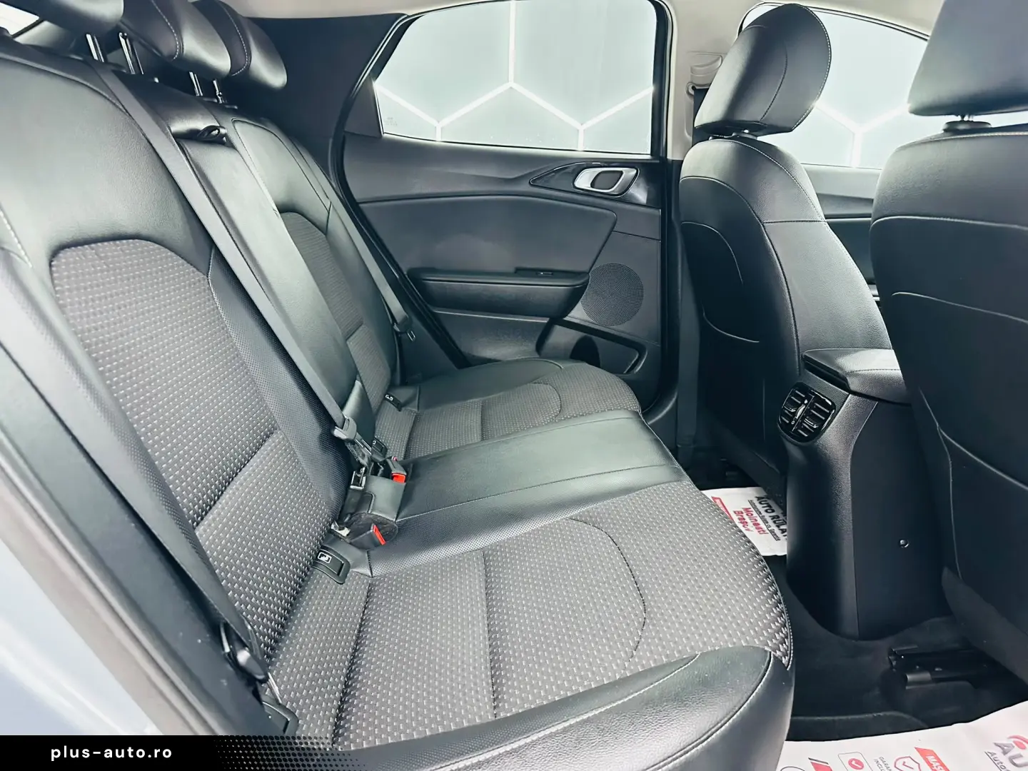KIA Xceed 2019 — imagine 7
