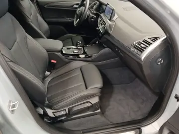 BMW X4 xDrive20i M Sport Navi Head-Up AHK PA Kamera