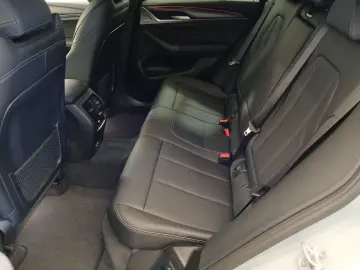 BMW X4 xDrive20i M Sport Navi Head-Up AHK PA Kamera